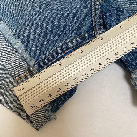 Relaxed Jean Shorts - Picture 4 of 4